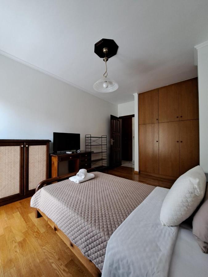 Seaview Flora'S Luxury Apartment-300Meters From The Beach Rethymno  Ngoại thất bức ảnh